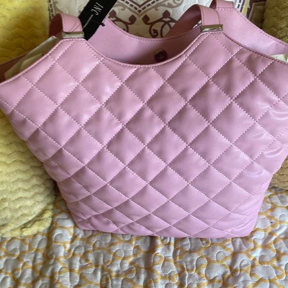 Pretty in pink quilted tote bag by inc. concepts NWt - Picture 2 of 4